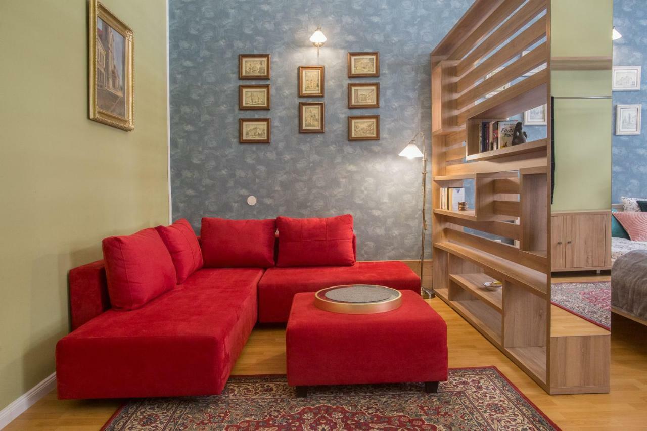 City Light Apartment Timisoara Esterno foto